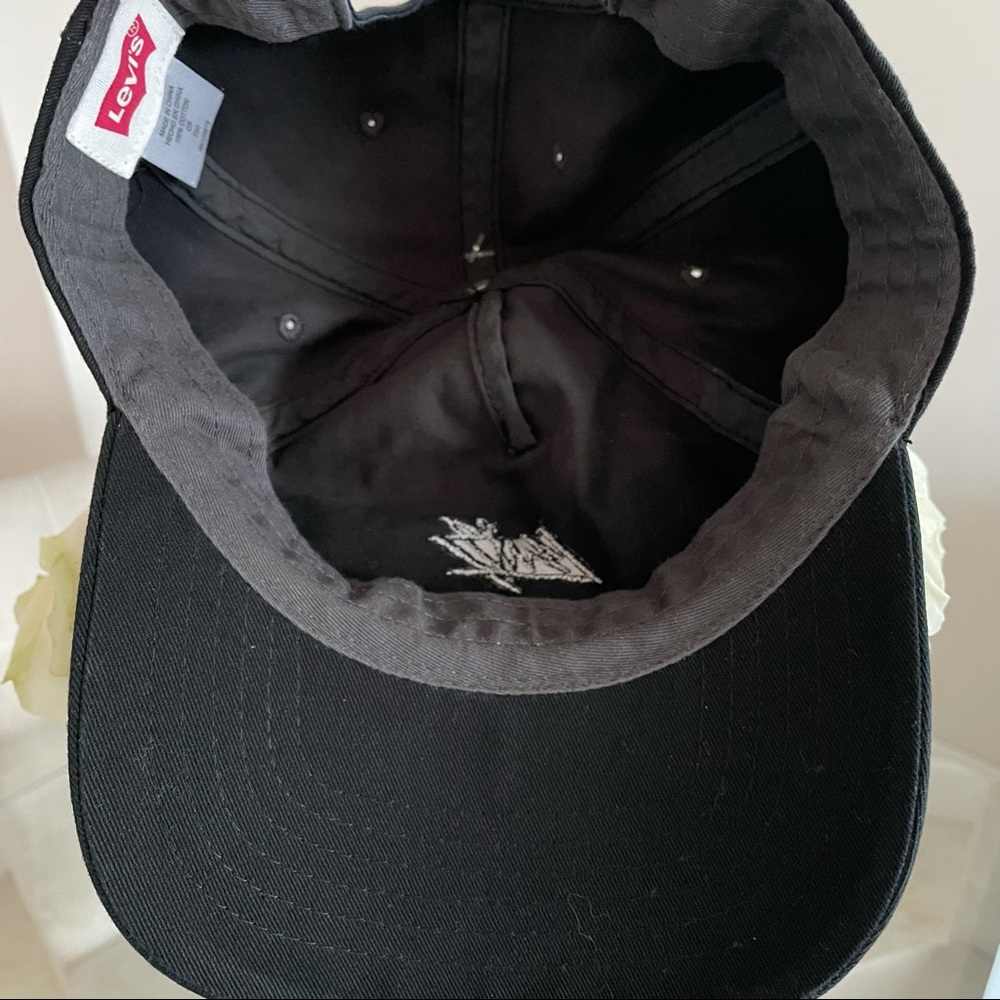 Levi’s Dip Dyed Baseball Hat - Picture 6 of 6
